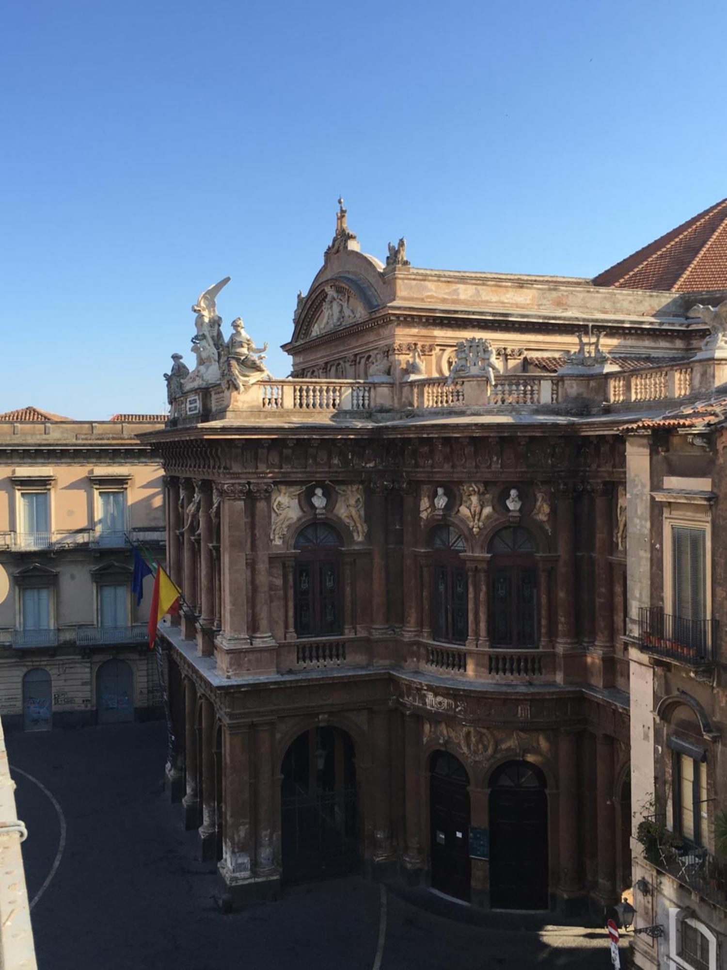 شقة Wonderful Teatro Massimo Bellini كاتانيا المظهر الخارجي الصورة