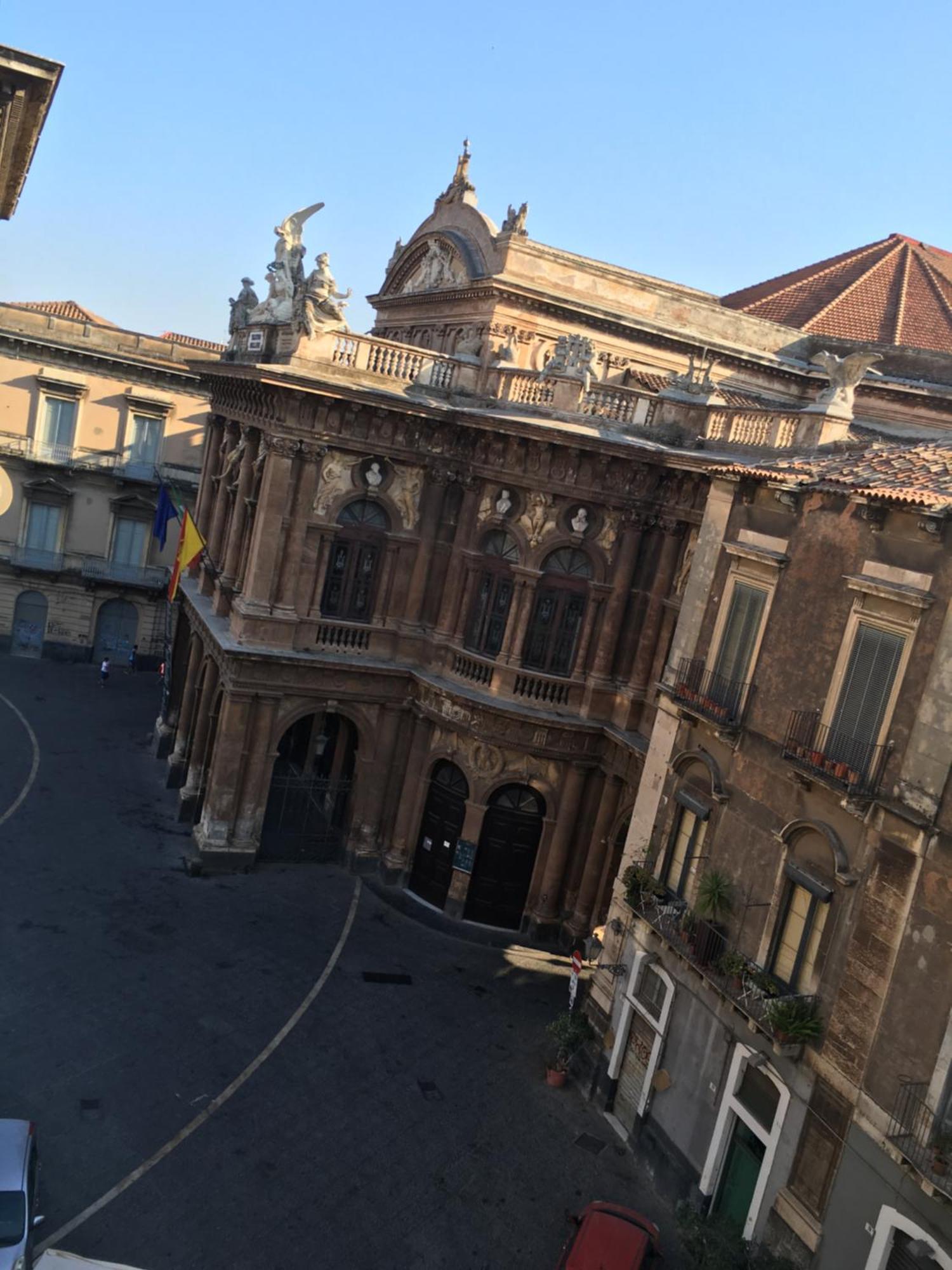 شقة Wonderful Teatro Massimo Bellini كاتانيا المظهر الخارجي الصورة